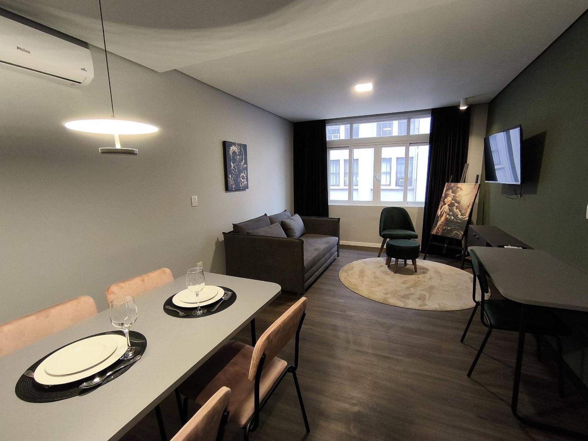 Studio Completo Proximo Ao Centro Historico De Poa - Xtay Cais Порту Алегри Екстериор снимка